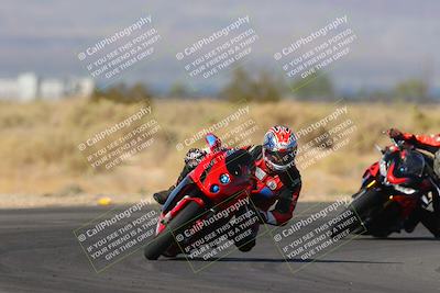 media/Nov-06-2023-Moto Forza (Mon) [[ce023d0744]]/3-Intermediate Group/Session 3 (Turn 16)/